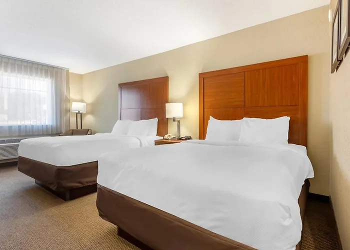 Comfort & Charleston Airport Convention Center North Charleston
