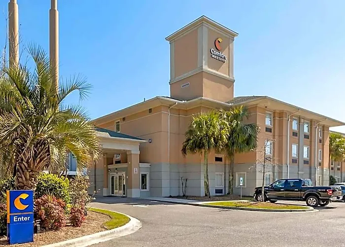 Comfort & Charleston Airport Convention Center 4*