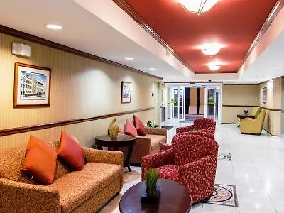 Hotel Comfort & Charleston Airport Convention Center