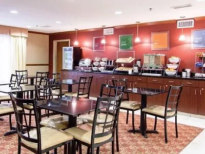 Hotel Comfort & Charleston Airport Convention Center North Charleston