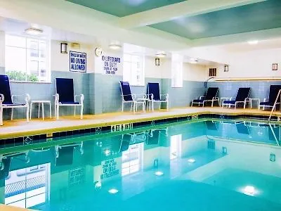 Hotel Comfort & Charleston Airport Convention Center 4*
