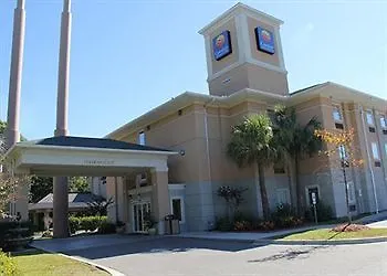 Comfort & Charleston Airport Convention Center Hotel 4*