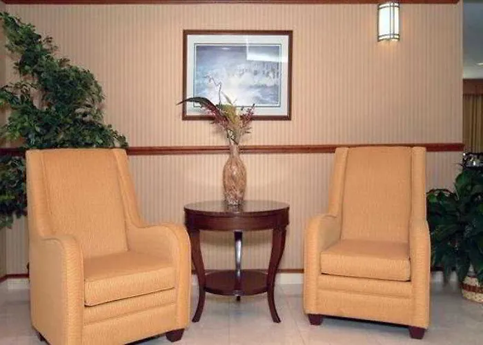 Hotel Comfort & Charleston Airport Convention Center