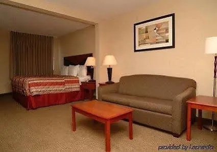 Comfort & Charleston Airport Convention Center Hotel