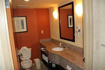 Hotel Comfort & Charleston Airport Convention Center 4*
